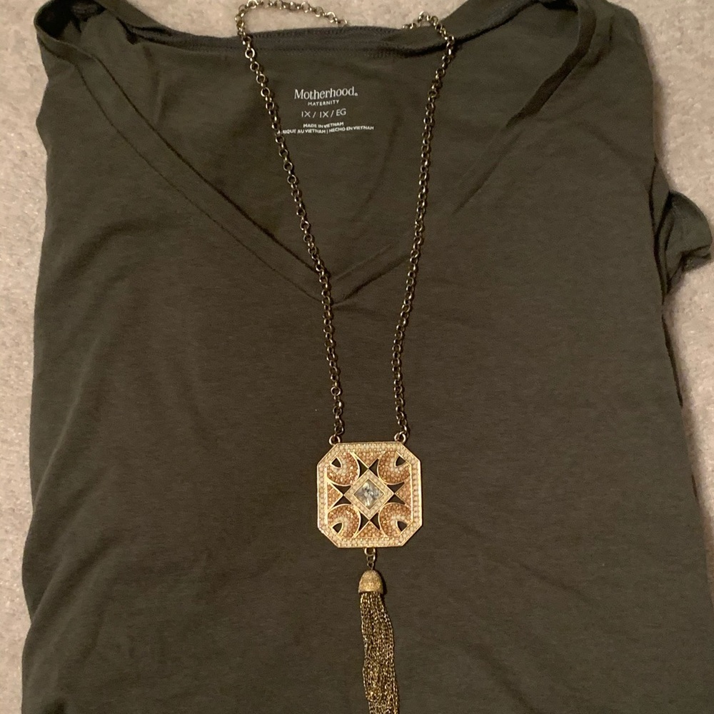 ❄️ 3/$20 ❄️ Olive Maternity Shirt